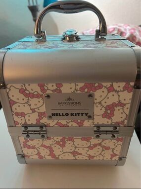 Impressions Hello Kitty Makeup Case in Pink and White